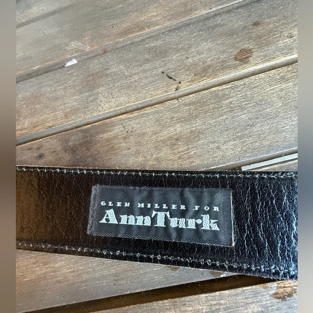 Vintage Ann Turk Beige “Snakeskin” Belt Sz 26”- 29” - Picture 3 of 3